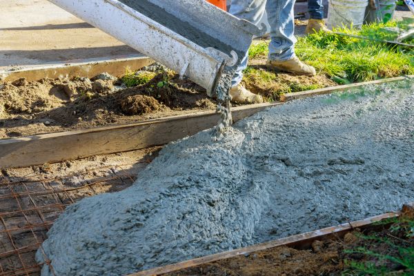 Driveway Concrete Pouring in Mount Vernon