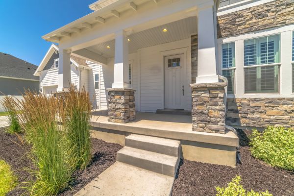 Steps Pouring in Mount Vernon